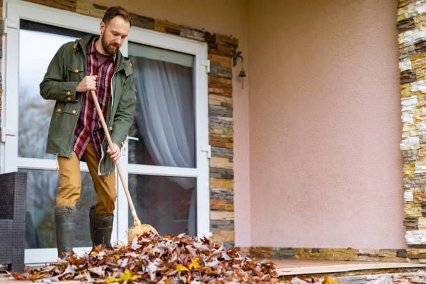 Best Construction Debris Removal  in St Martins, MO